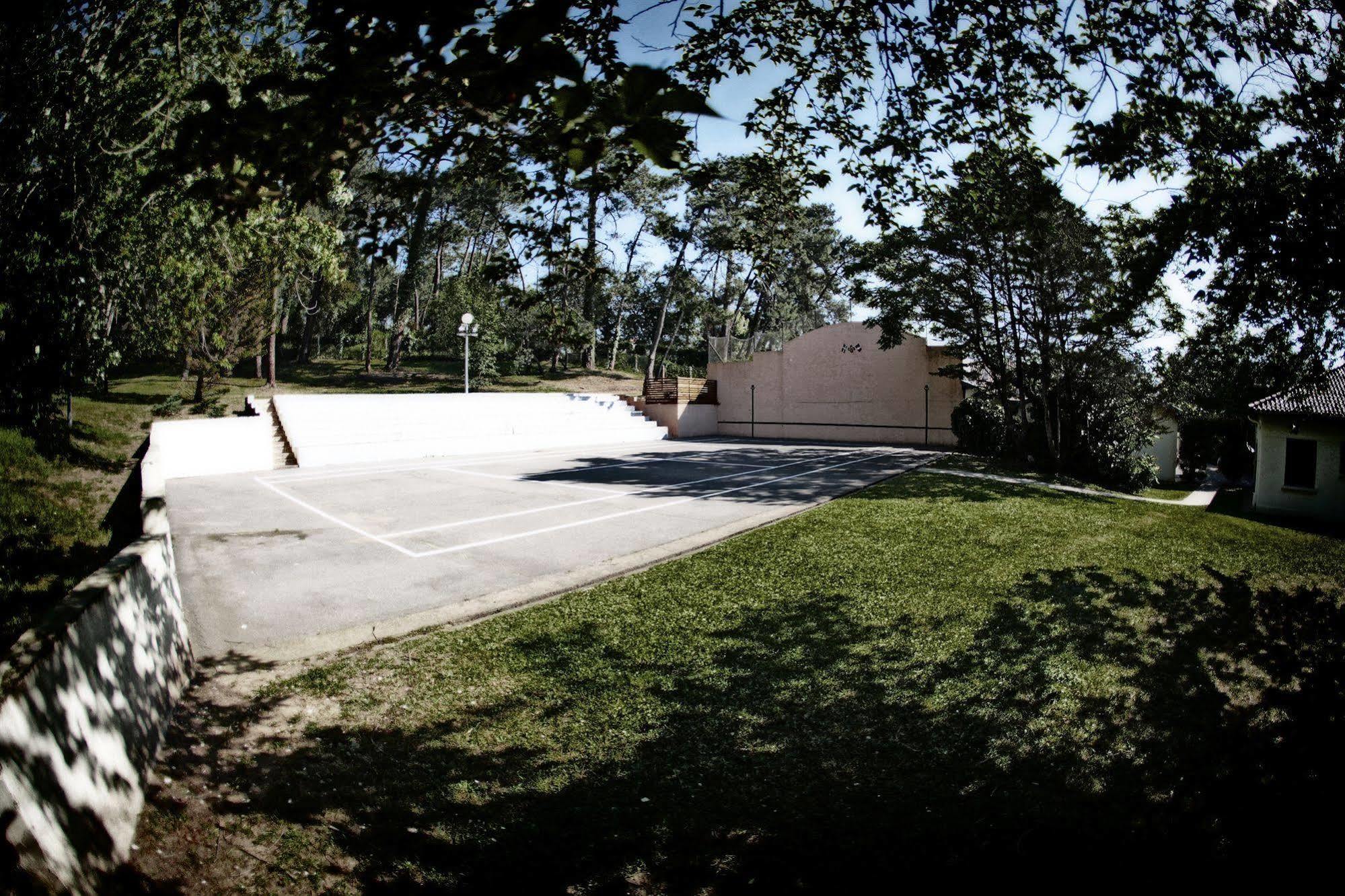 Domaine Du Pignada Hotel Boucau Exterior photo